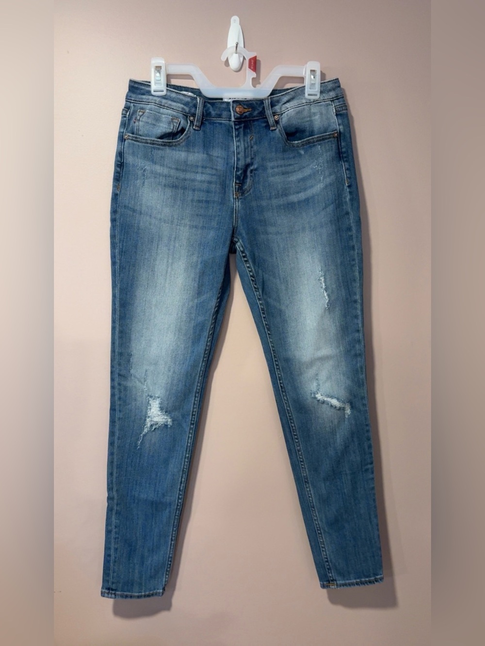 Vigoss Essential Women's Light Blue Distressed Jeans